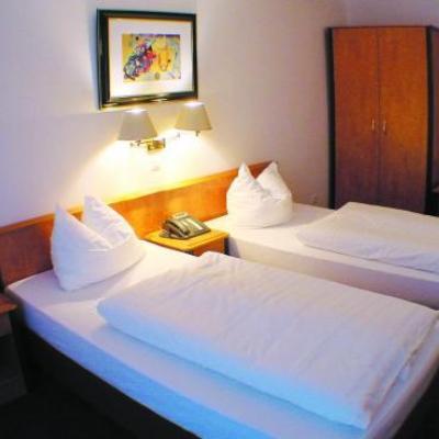 Batavia 3* Düsseldorf